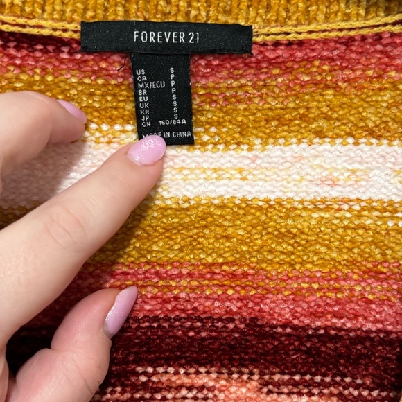 Forever 21 Sweater jacket size small - Picture 2 of 4